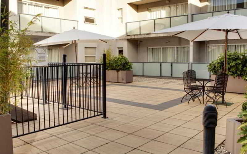 Aparthotel Punthill Burwood Esterno foto