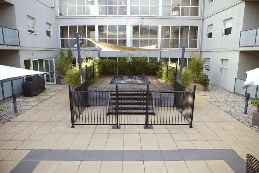 Aparthotel Punthill Burwood Esterno foto